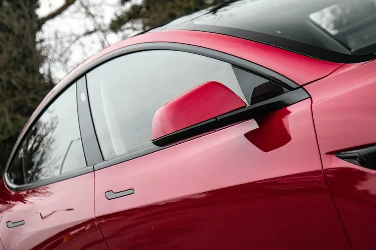 2021-tesla-model-3-e-long-range-awd-big-10