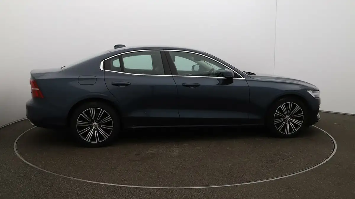 2021-volvo-s60-20-b5-inscription-big-47