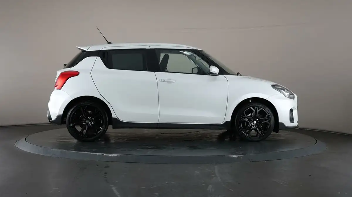 2018-suzuki-swift-14-boosterjet-sport-big-51