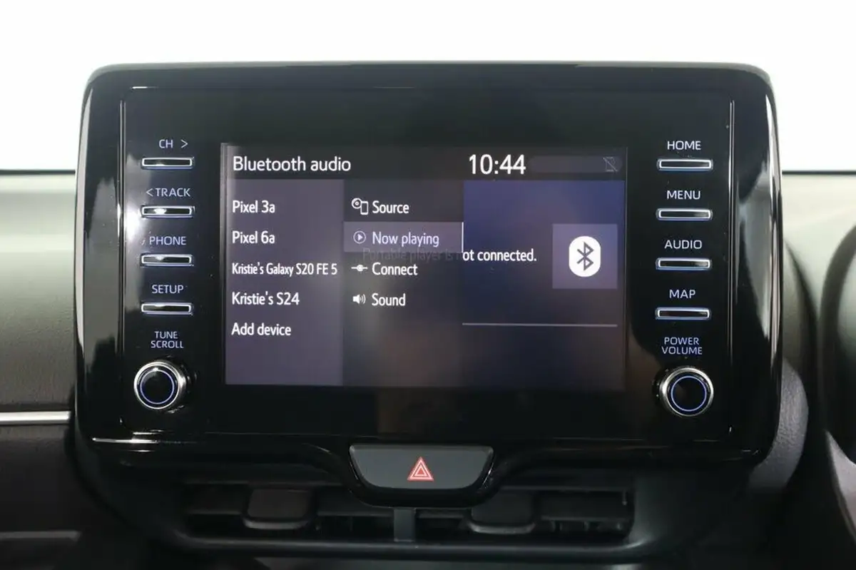 2022-toyota-yaris-15-vvt-i-icon-big-30