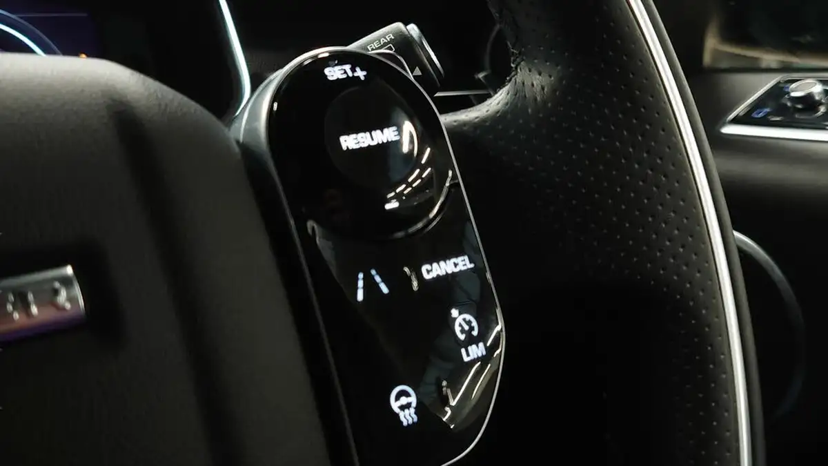 2021-land-rover-range-rover-sport-20-p400e-hse-dynamic-big-18