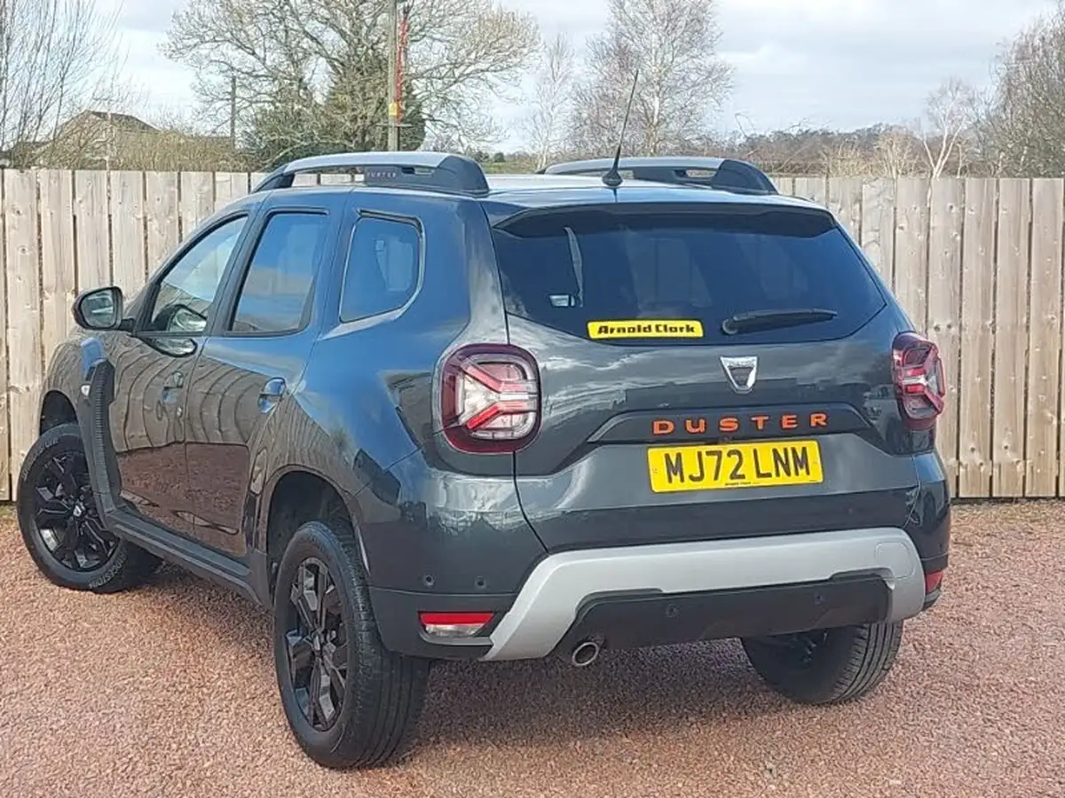 2022-dacia-duster-13-tce-extreme-se-130bhp-big-1