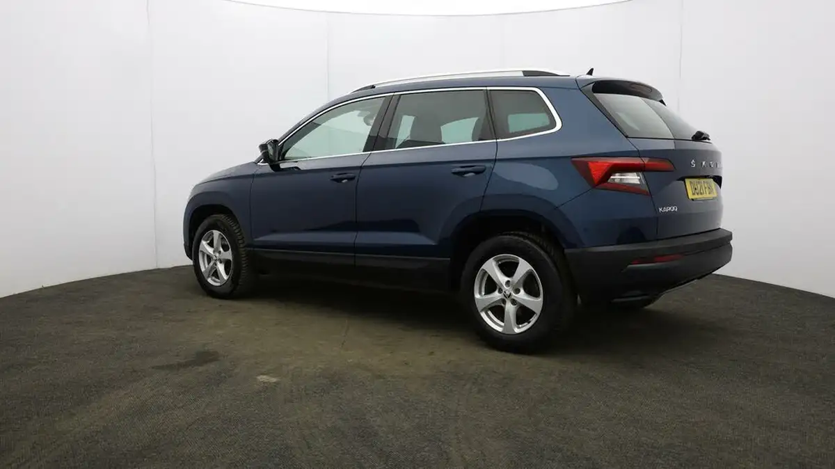 2021-skoda-karoq-15-tsi-se-l-big-4