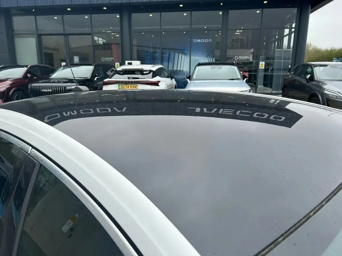 2021-vauxhall-astra-12-turbo-griffin-edition-hatchback-big-16