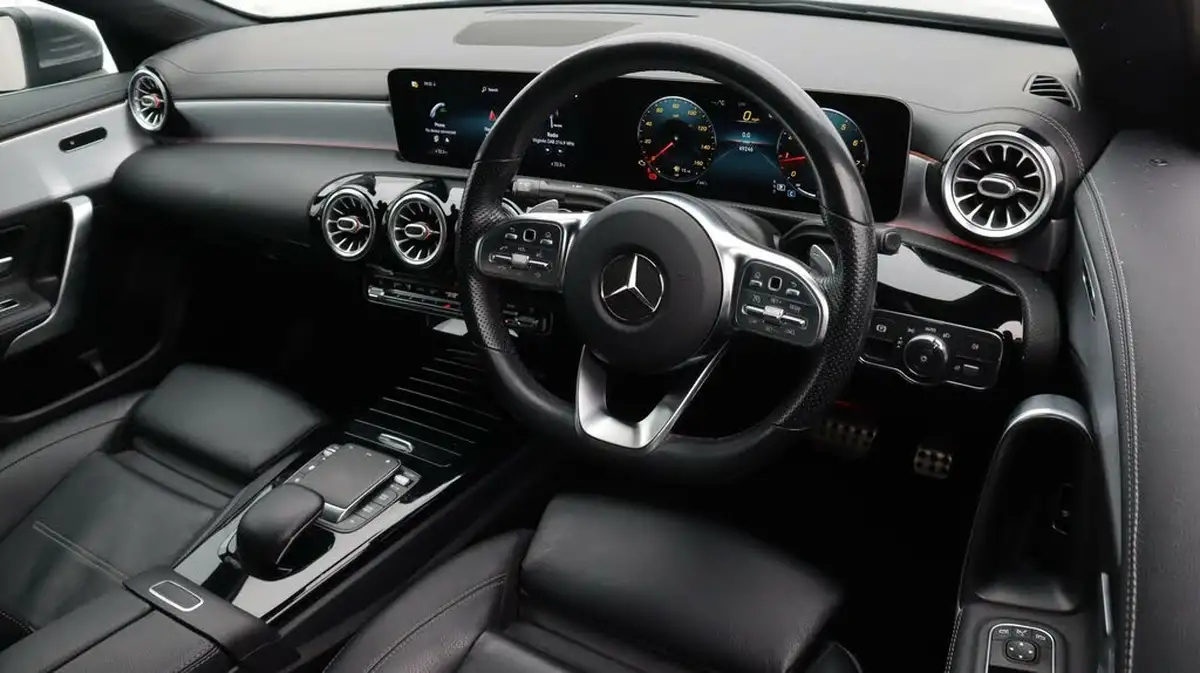 2020-mercedes-benz-cla-13-cla-200-amg-line-premium-coupe-4d-7g-dct-big-9