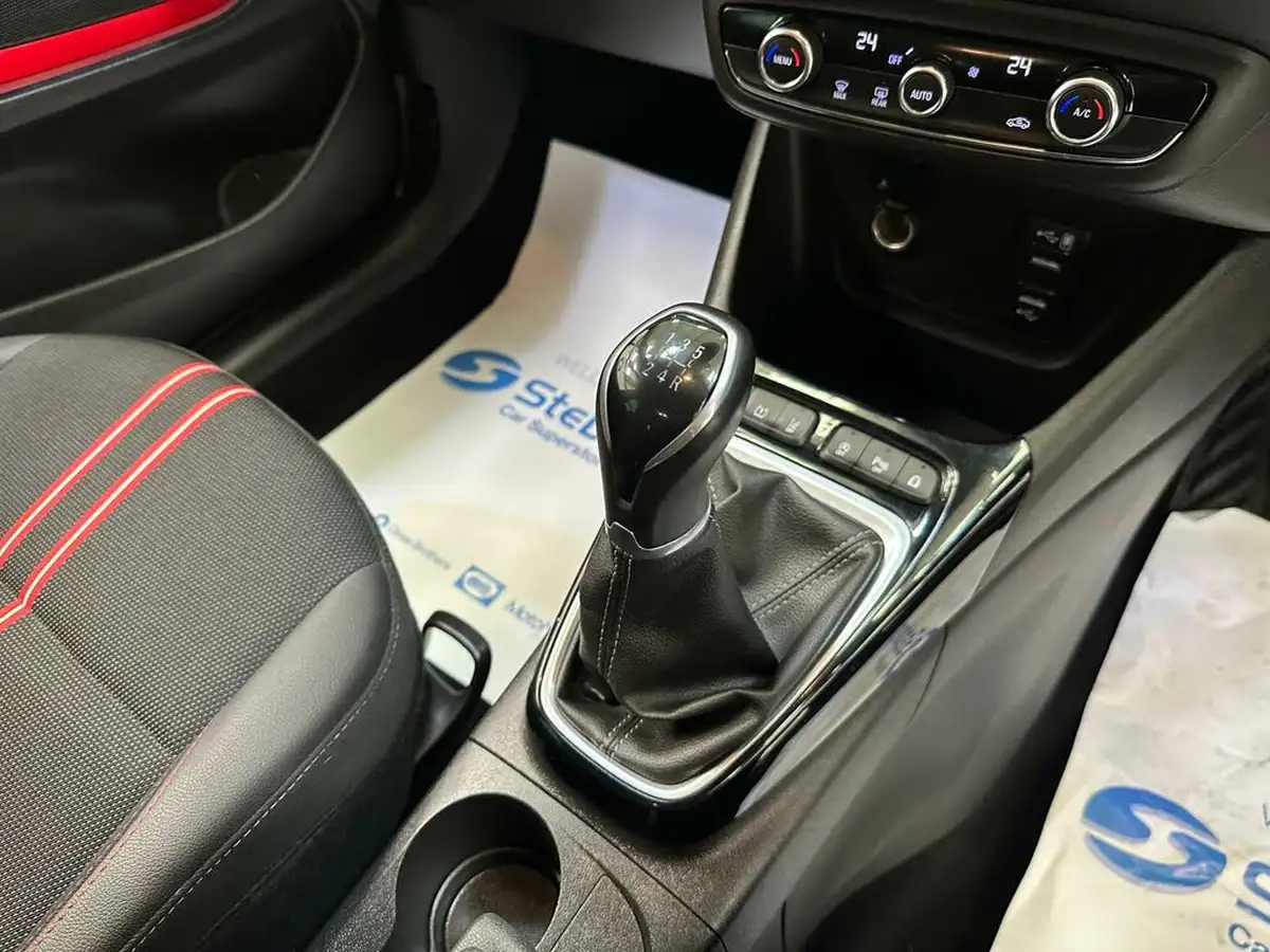 2022-vauxhall-crossland-12i-sri-edition-big-14