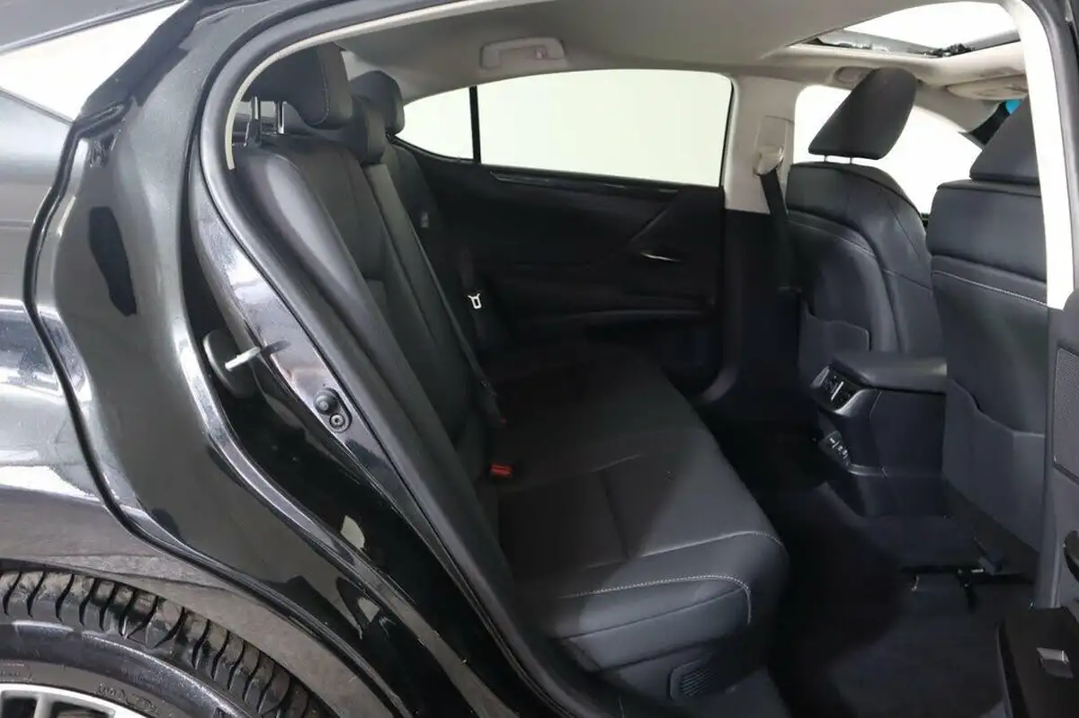 2021-lexus-es-300h-25-es-218bhp-without-navigation-big-12