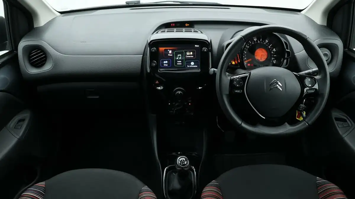 2021-citroen-c1-10-vti-shine-5d-big-13