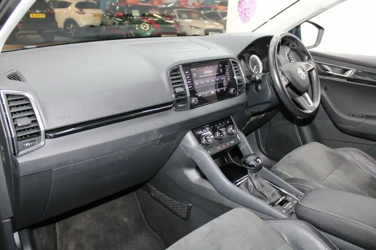 2019-skoda-karoq-16tdi-se-l-dsg-big-25