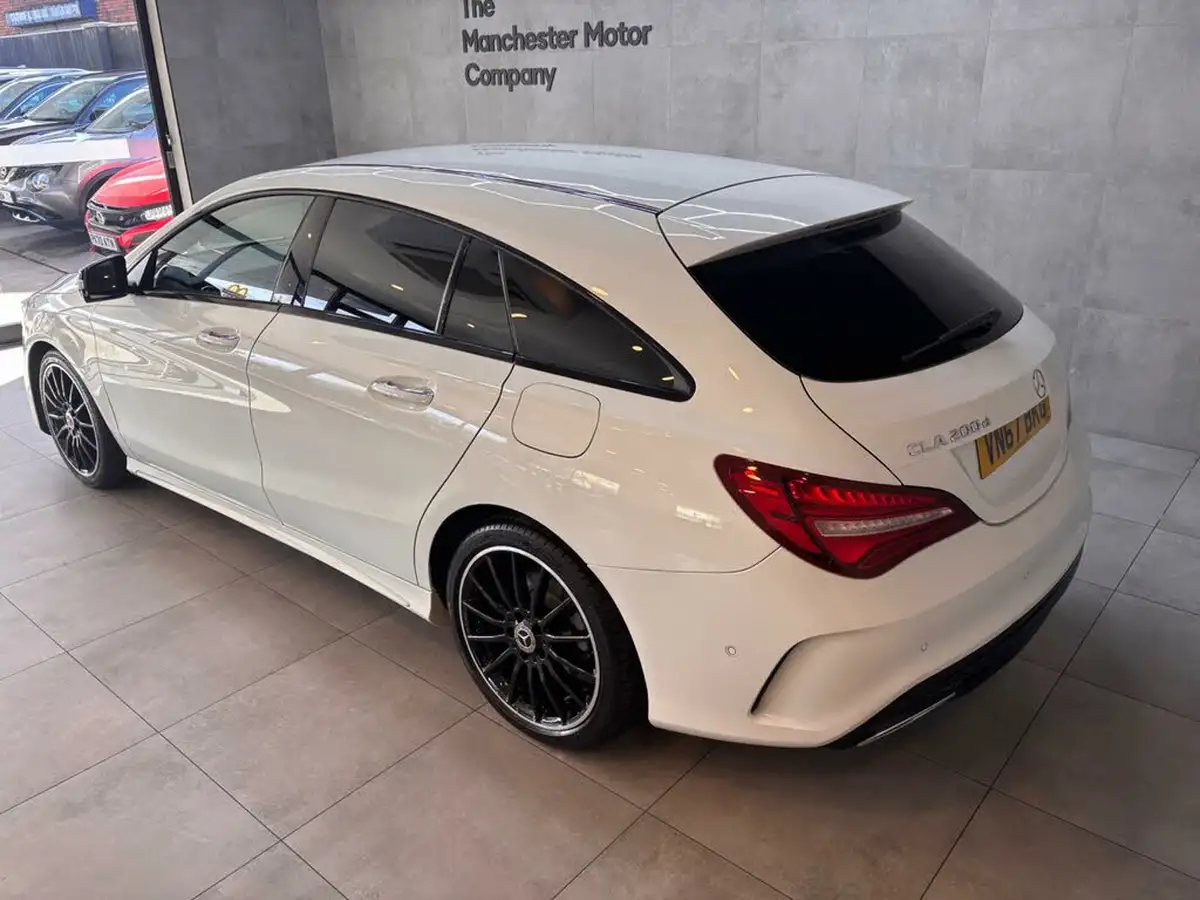 2017-mercedes-benz-cla-21d-cla-200-amg-line-shooting-brake-5d-big-5