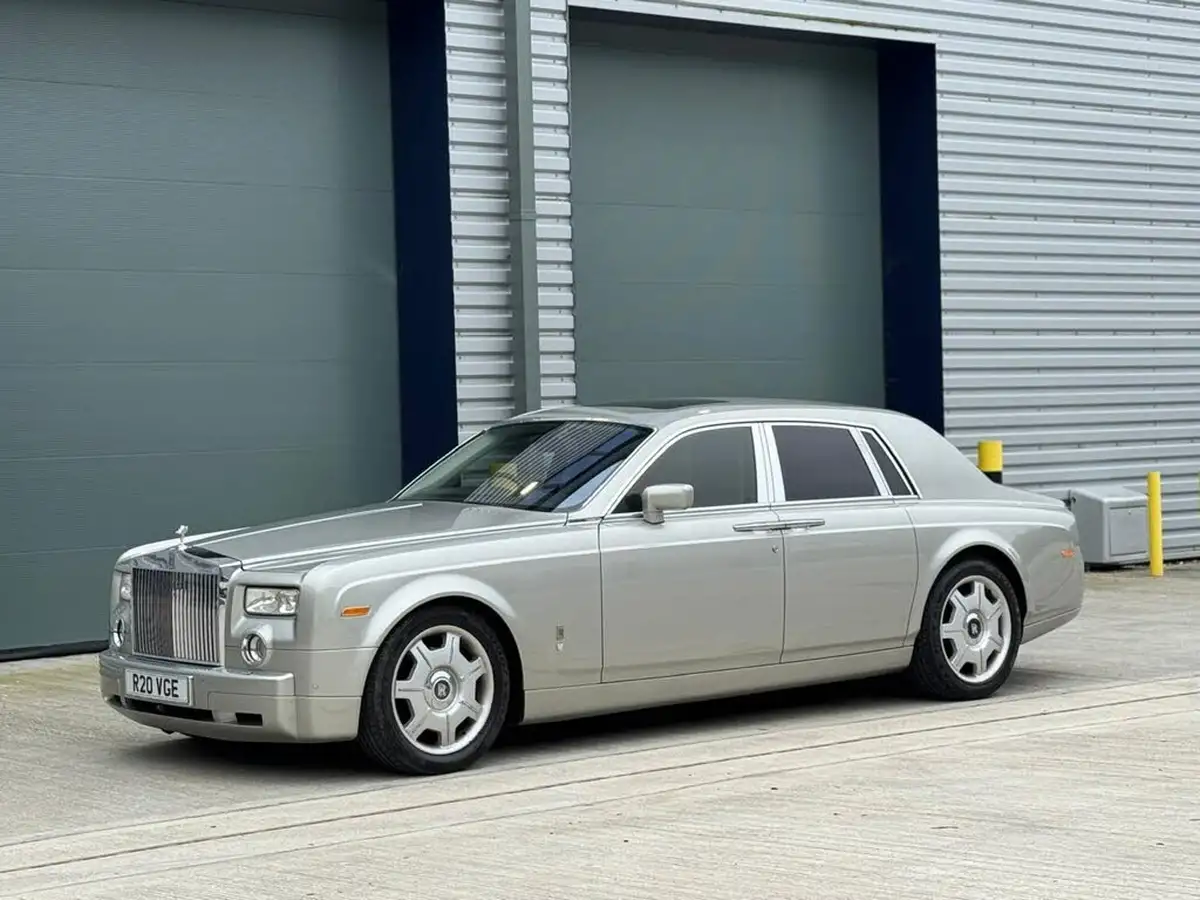 2007-rolls-royce-phantom-67-limousine-4d-big-7
