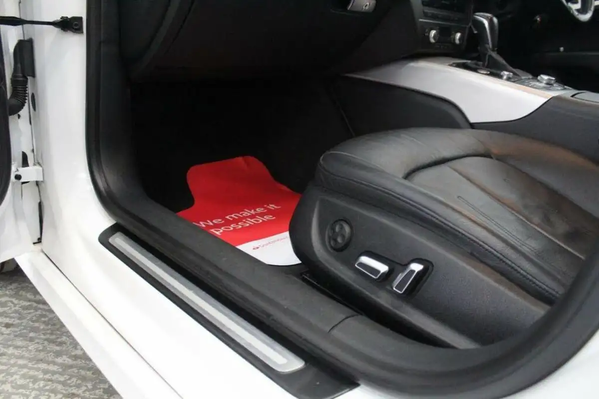 2015-audi-a7-30td-se-executive-big-24