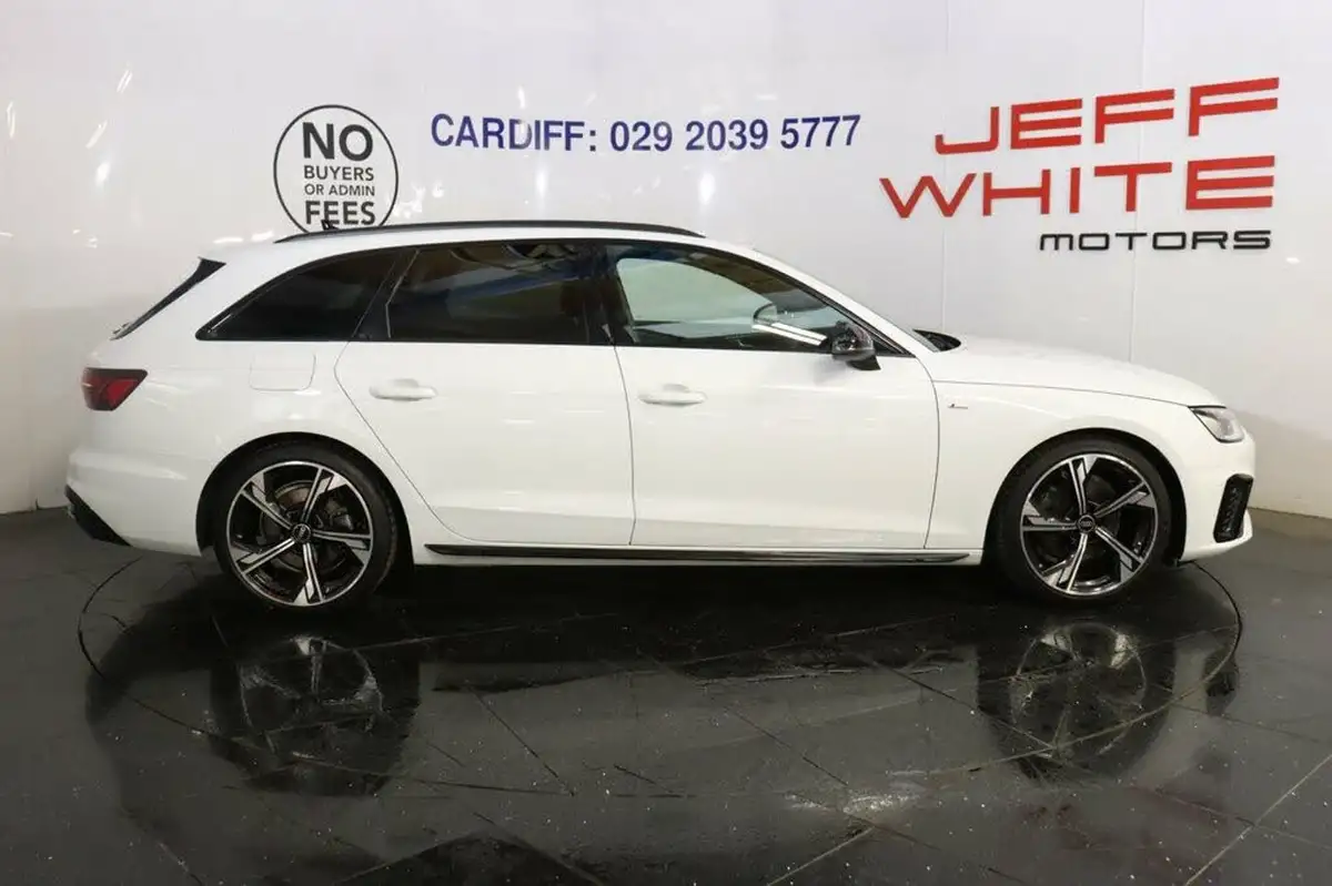 2022-audi-a4-avant-20-35-tdi-black-edition-big-7