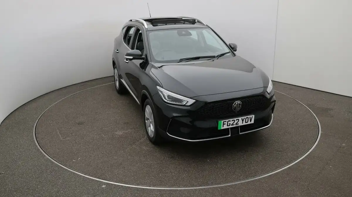 2022-mg-zs-suv-e-trophy-ev-156ps-long-range-big-20