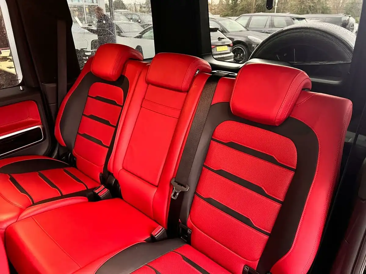 2021-mercedes-benz-g-class-40-g63-amg-big-16