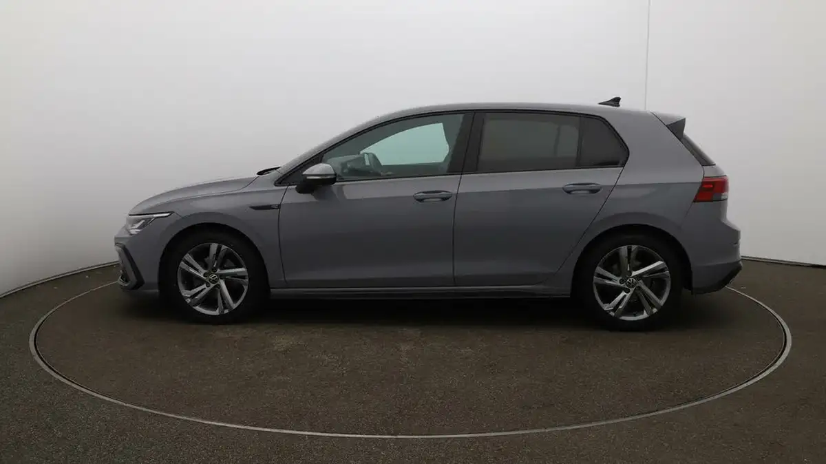 2022-volkswagen-golf-15-tsi-r-line-150ps-hatchback-big-57