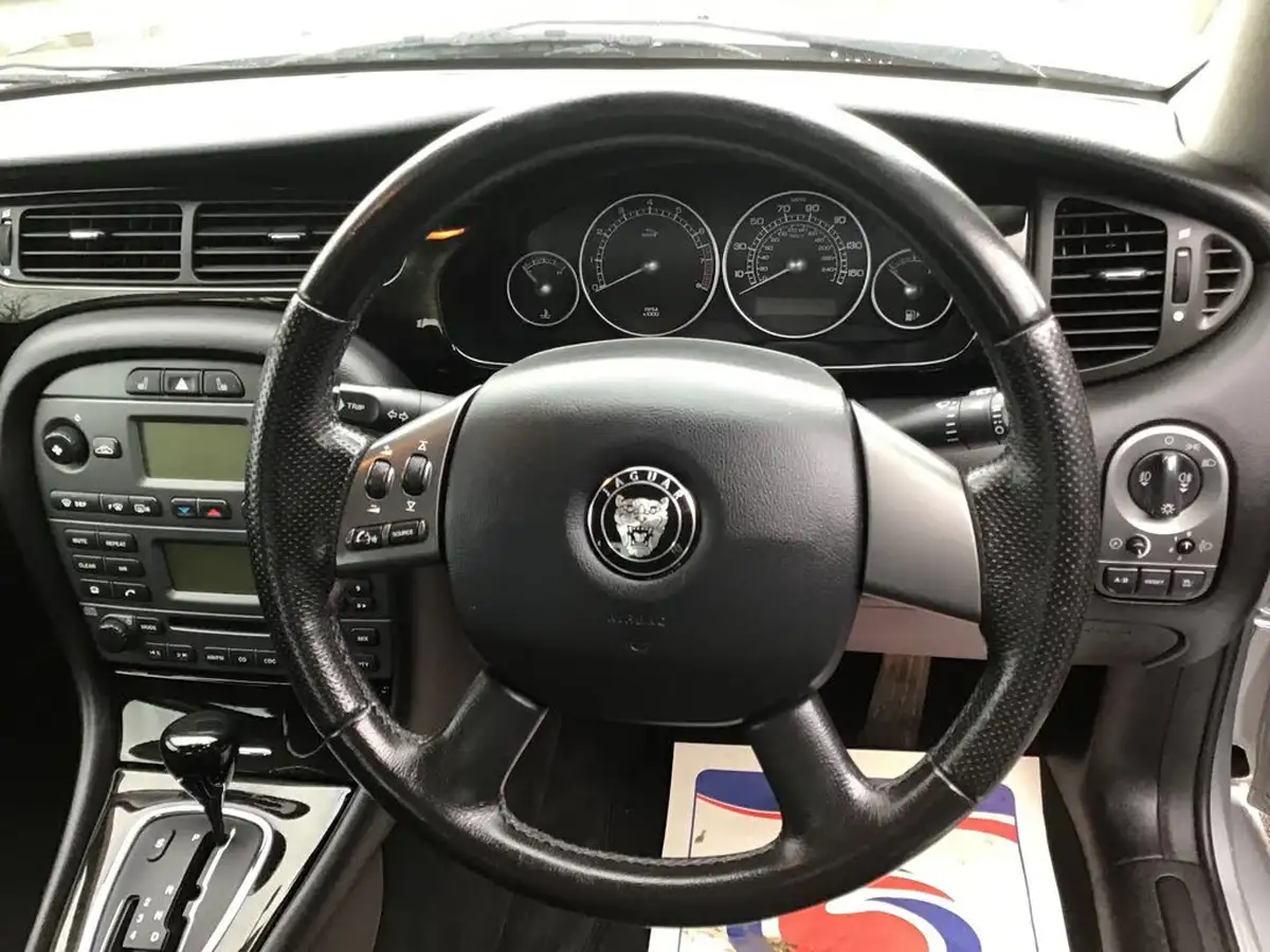 2007-jaguar-x-type-25-sport-saloon-4d-auto-big-20