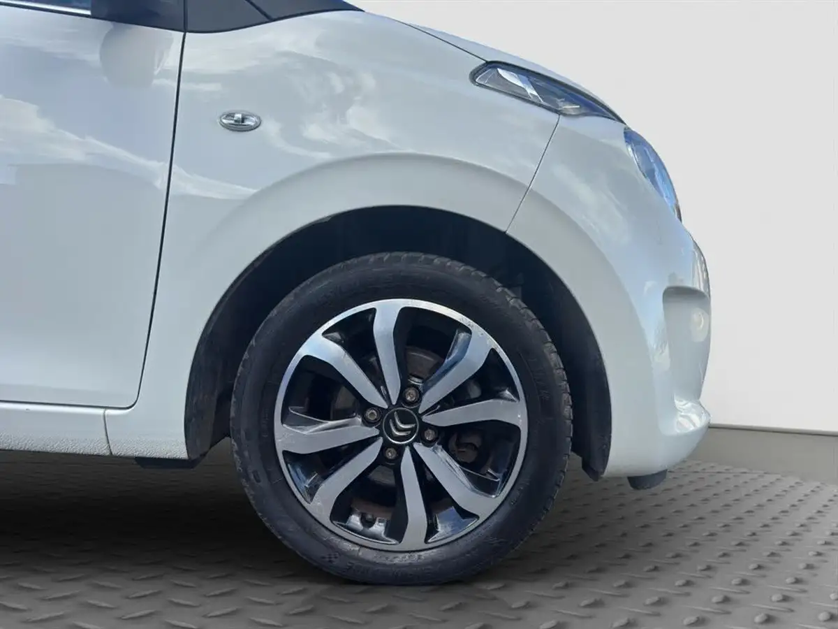 2020-citroen-c1-10-vti-flair-ss-5d-big-16