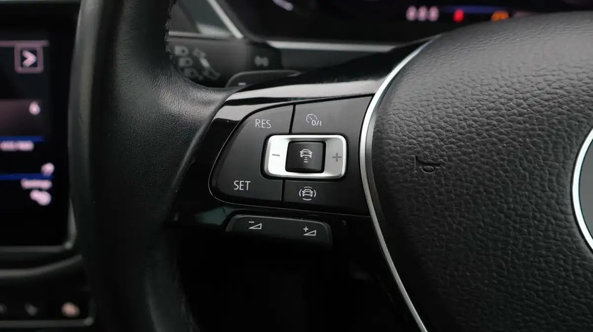 2019-volkswagen-tiguan-20-tsi-sel-190ps-dsg-big-26