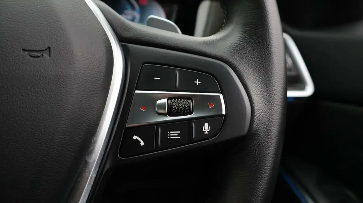 2021-bmw-3-series-20-330e-se-pro-touring-5d-big-24