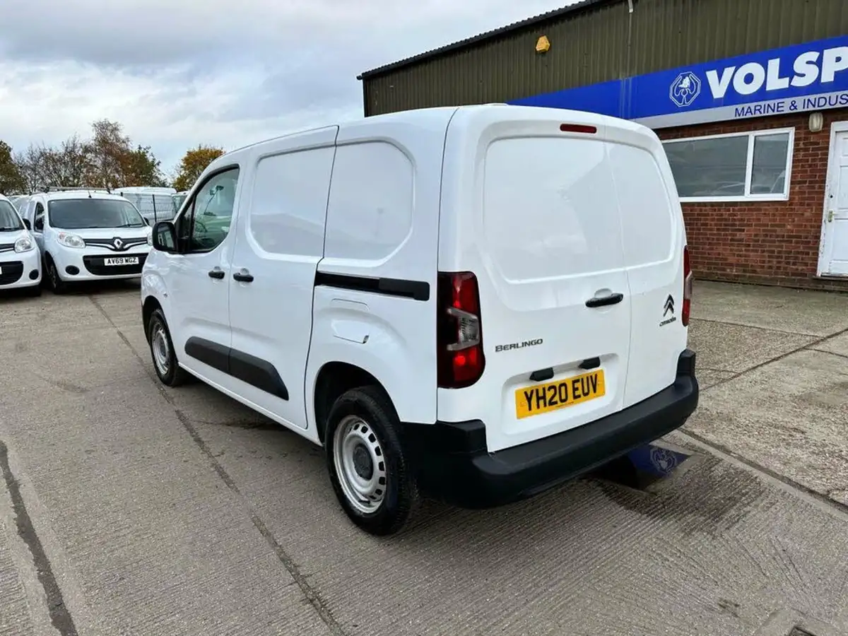 2020-citroen-berlingo-15bluehdi-650-x-panel-big-7