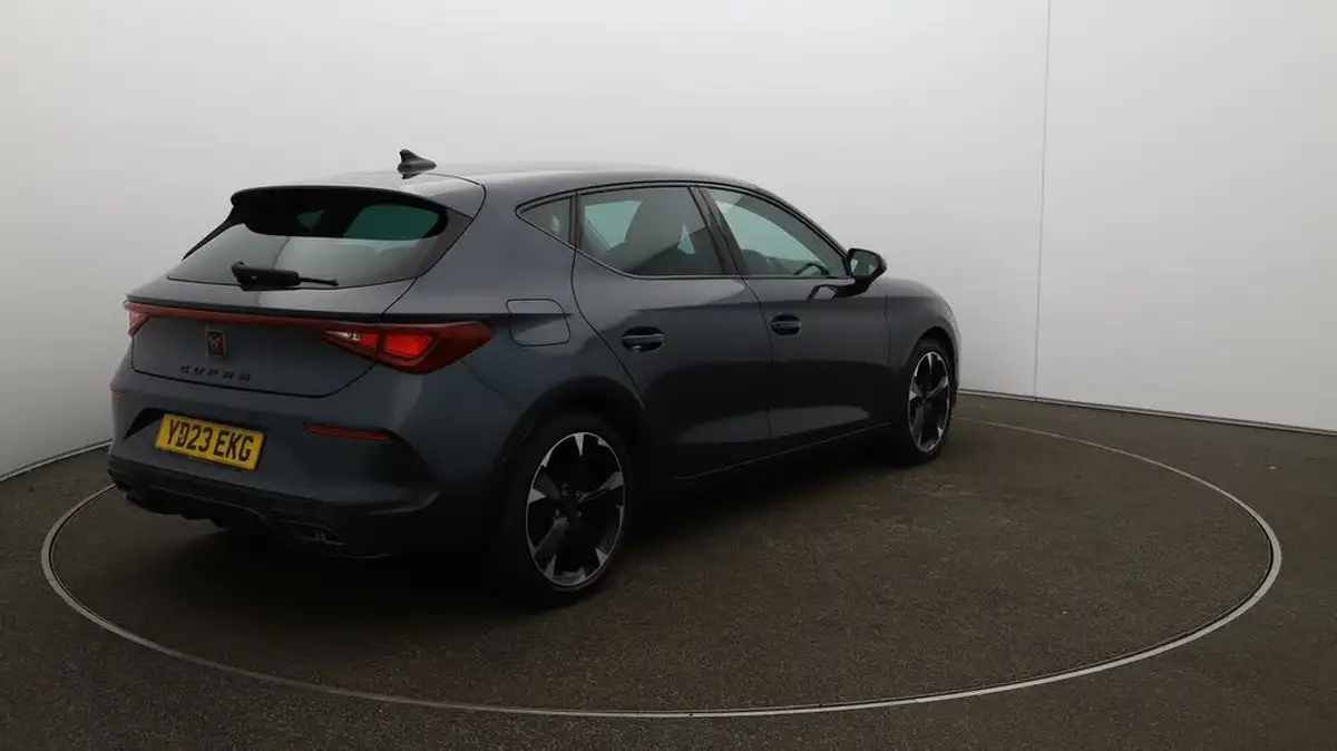 2023-cupra-leon-nf-15-etsi-v1-hatchback-big-7