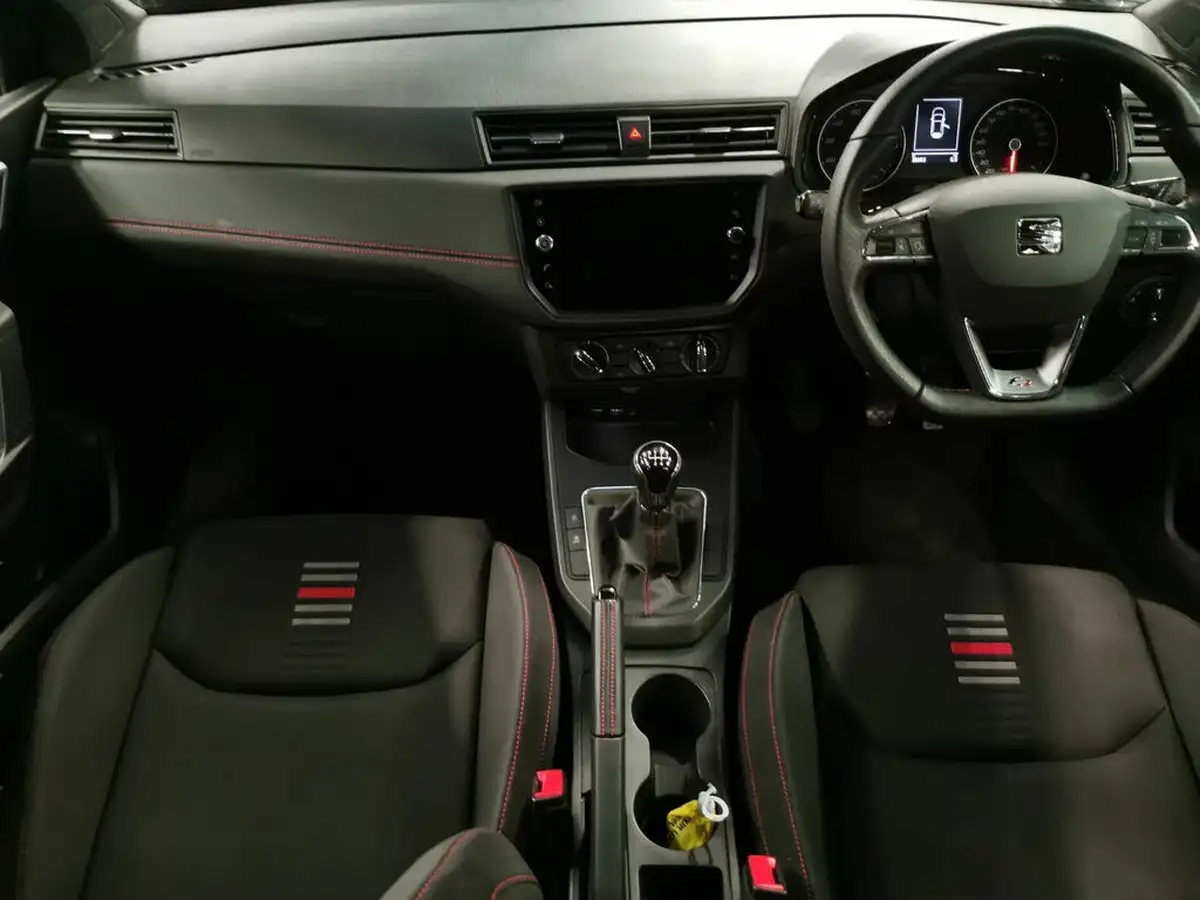 2019-seat-ibiza-10-mpi-fr-big-2
