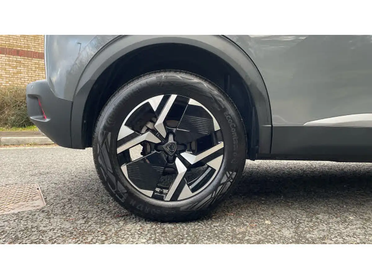 2023-peugeot-2008-suv-big-6