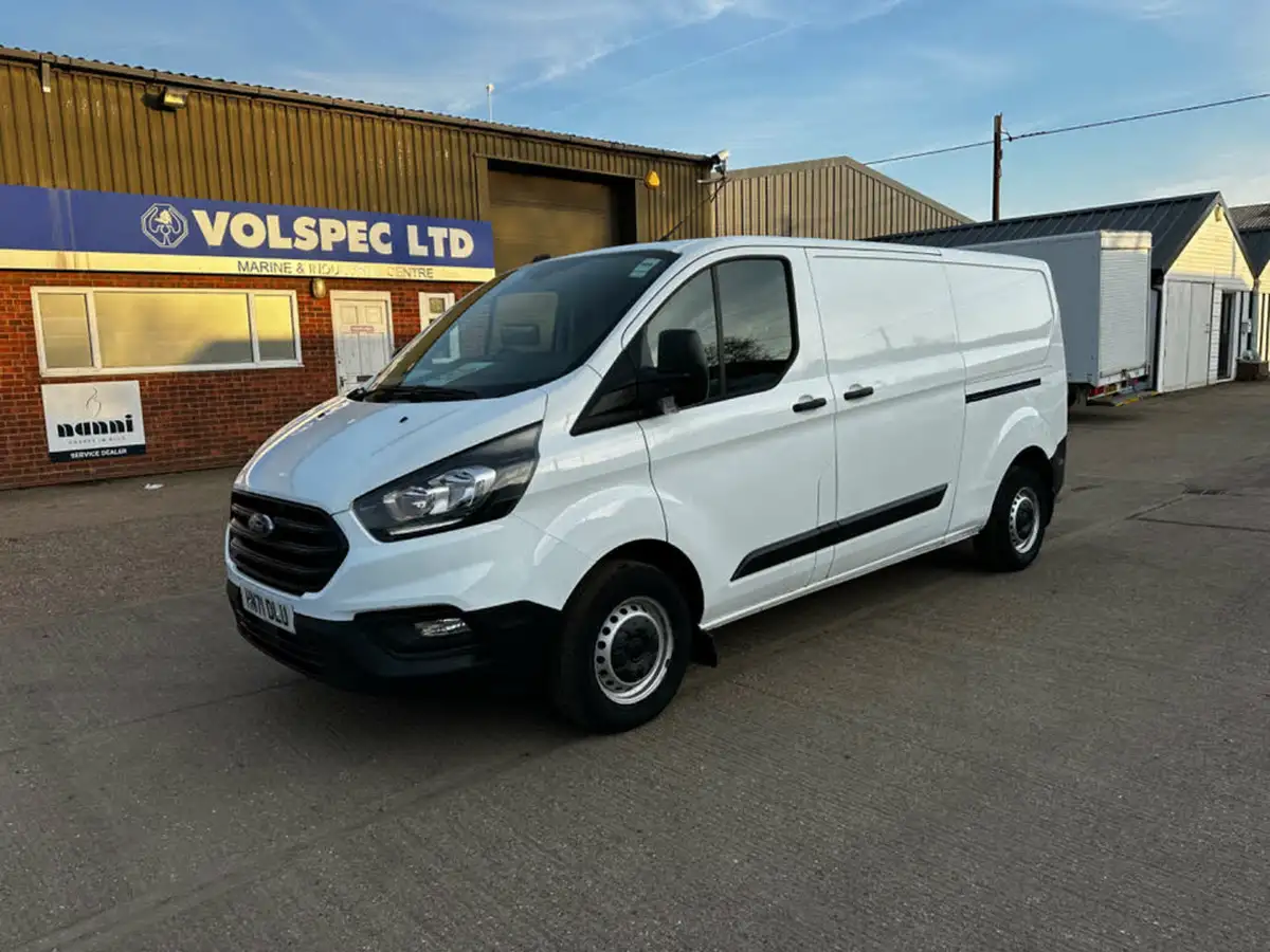2021-ford-transit-custom-20tdci-300-l2h1-leader-130pseu6dt-panel-van-big-4