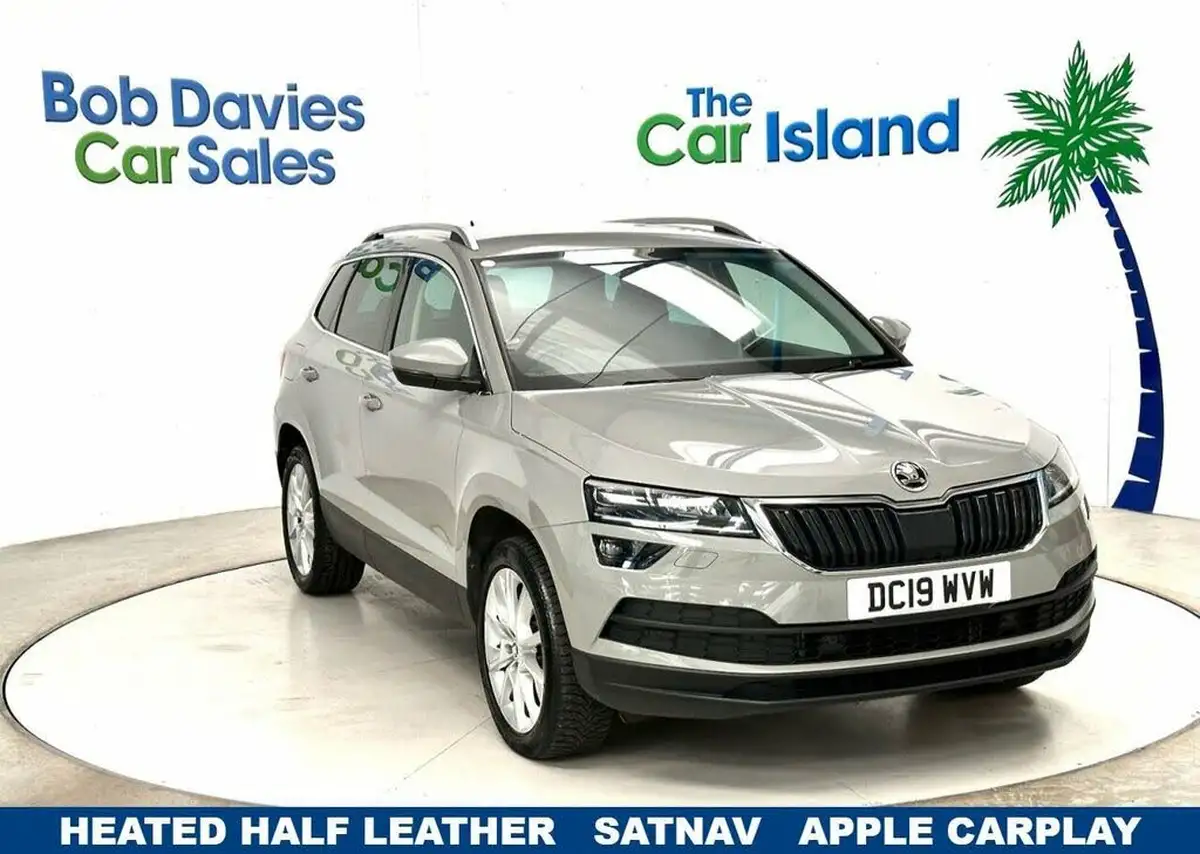 2019-skoda-karoq-20tdi-se-l-150ps-4x4-dsg-big-0