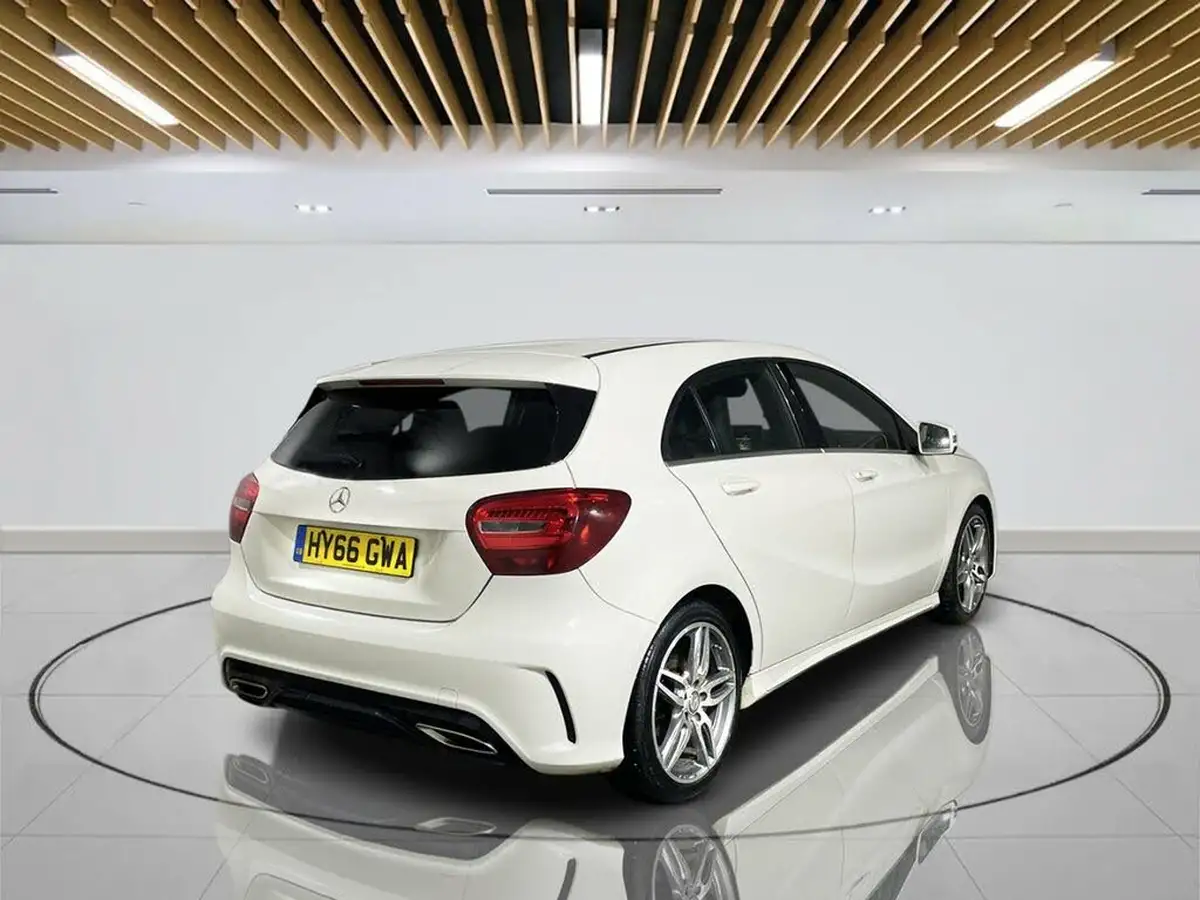 2016-mercedes-benz-a-class-16-a160-amg-line-ss-big-7