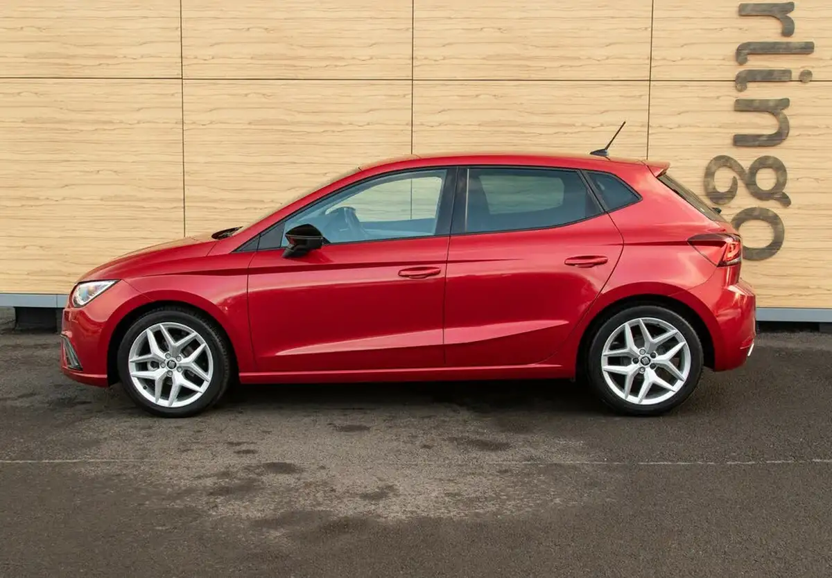 2020-seat-ibiza-10-mpi-fr-big-15