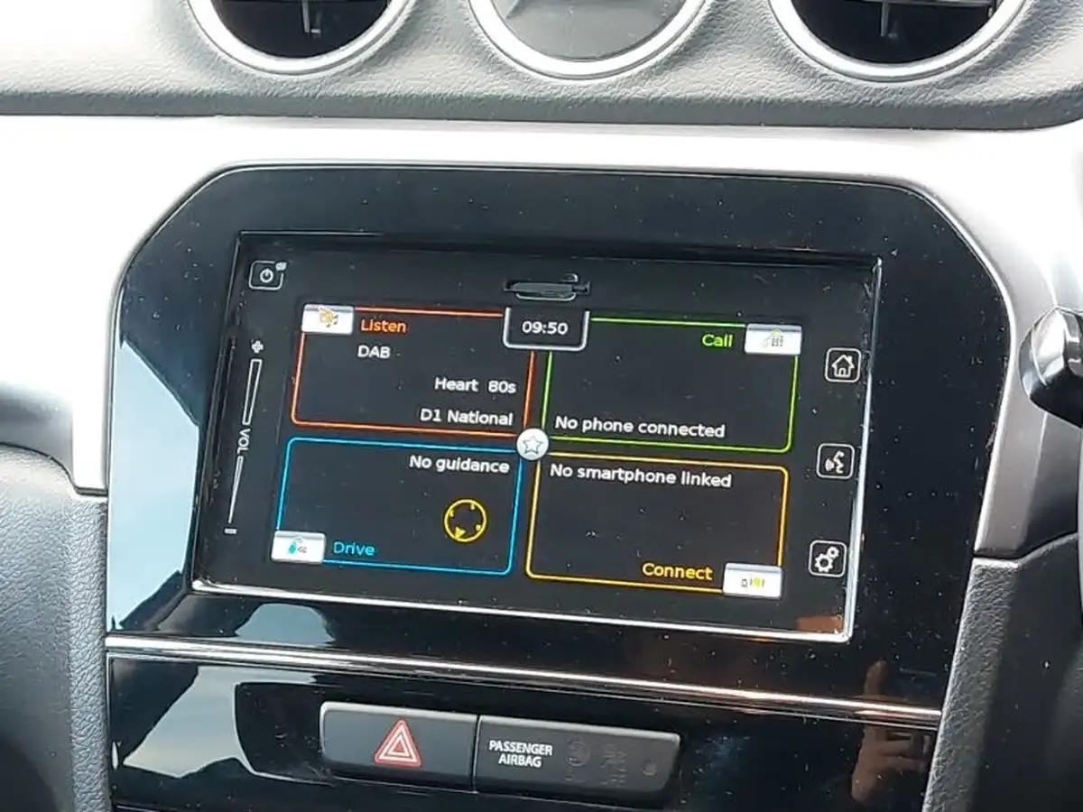 2019-suzuki-vitara-10-boosterjet-sz-t-big-10