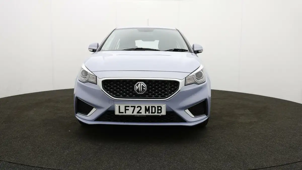2023-mg-mg3-15-vti-tech-exclusive-nav-big-1