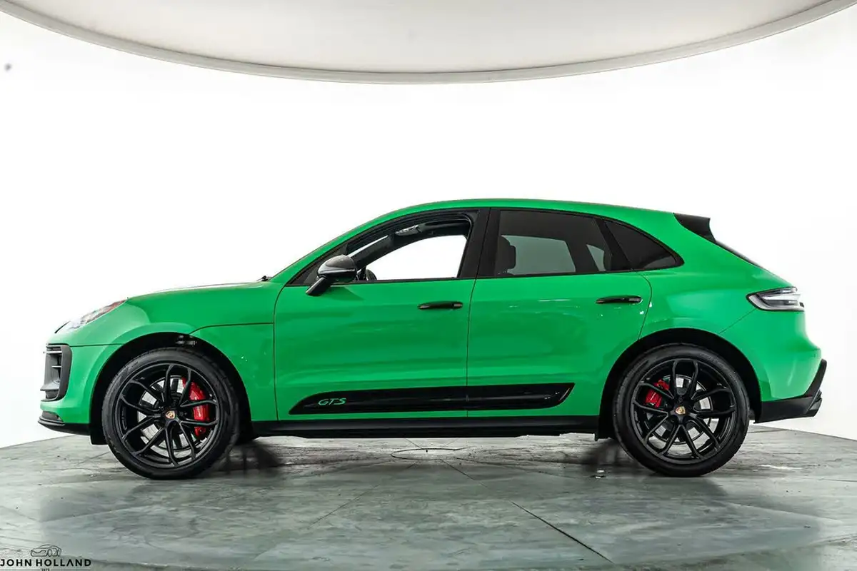 2023-porsche-macan-29-v6-gts-big-6