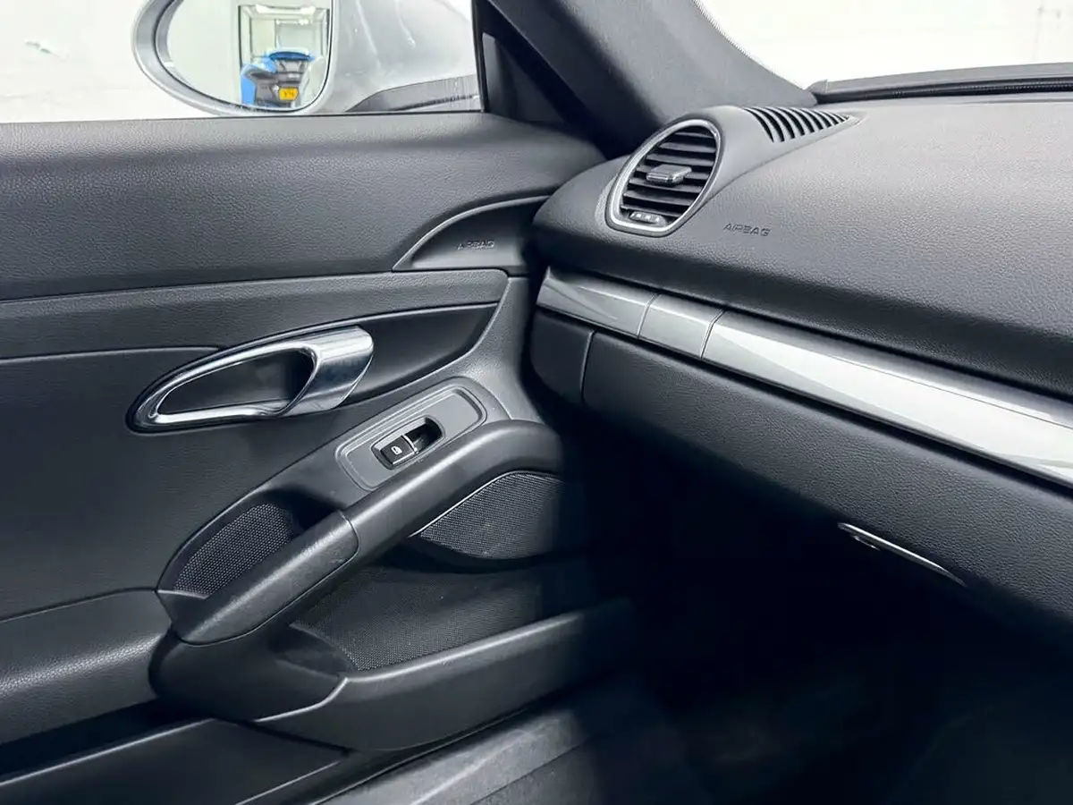 2018-porsche-cayman-718-20-cayman-ss-pdk-big-16