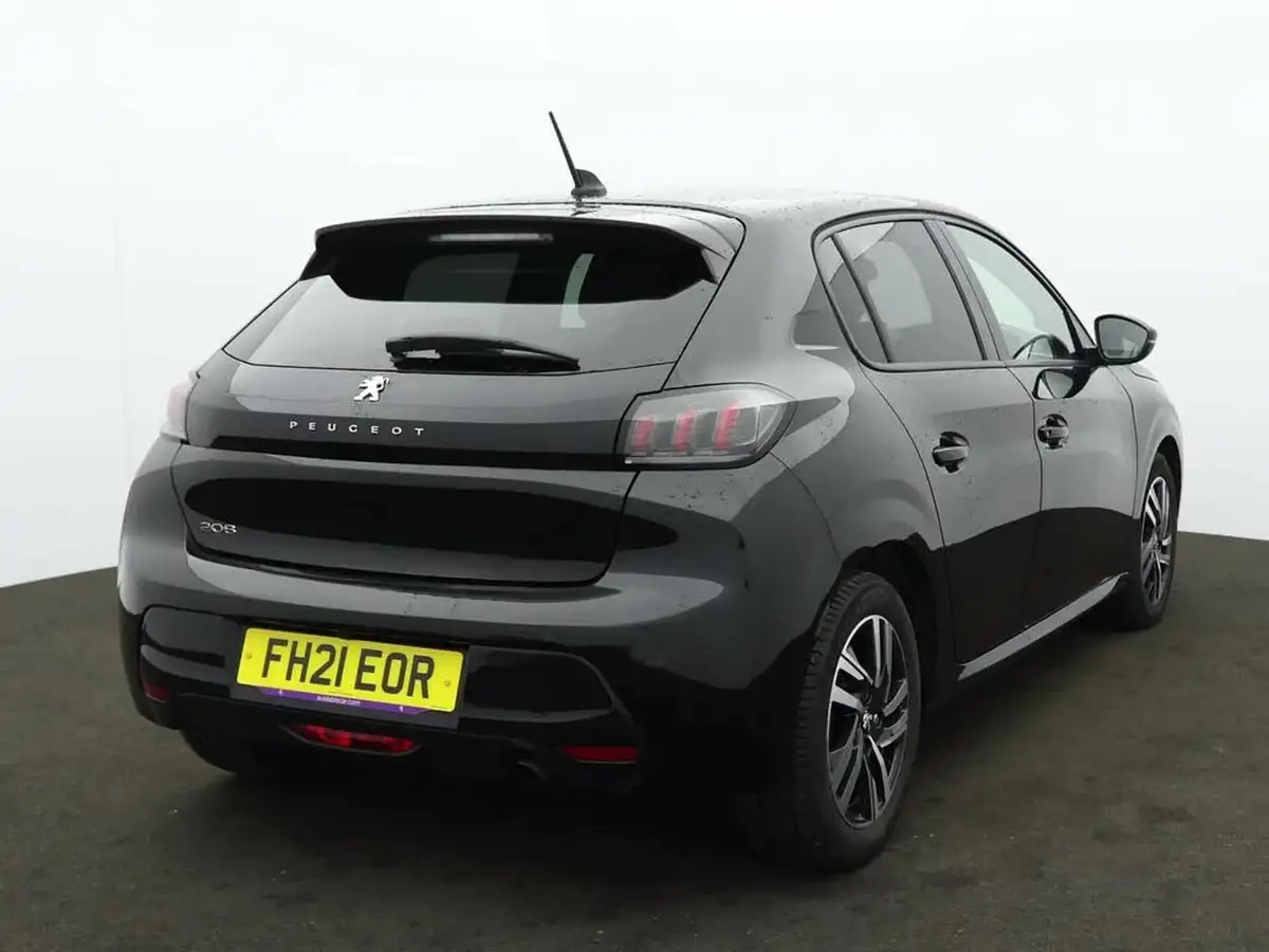 2021-peugeot-208-12-puretech-allure-premium-100bhp-big-5