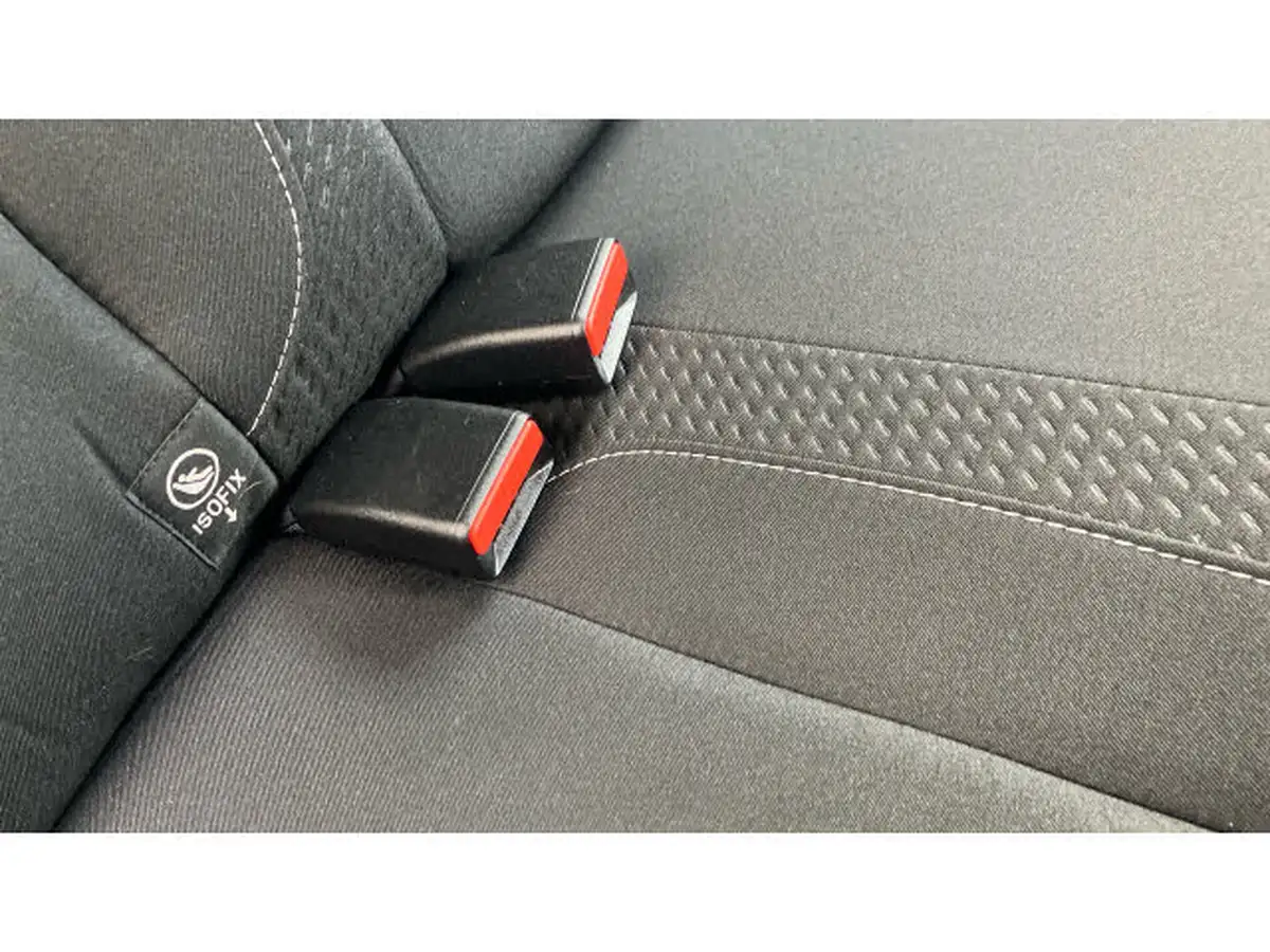2020-dacia-sandero-10-sce-essential-big-16