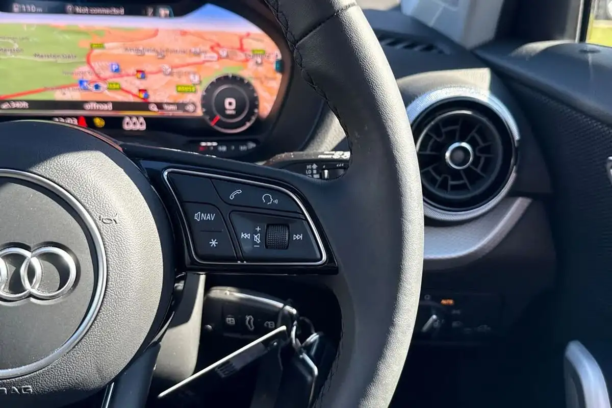 2023-audi-q2-10-30-tfsi-sport-big-44