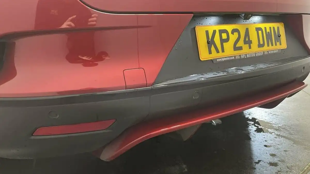 2024-jaguar-i-pace-ev400-r-dynamic-se-black-big-13