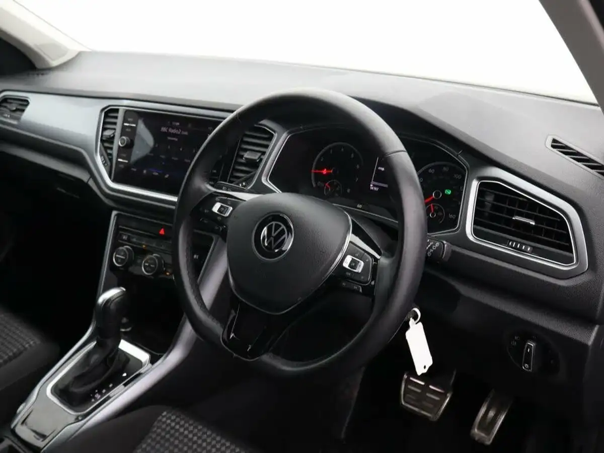 2021-volkswagen-t-roc-15-tsi-active-hatchback-5d-dsg-big-13