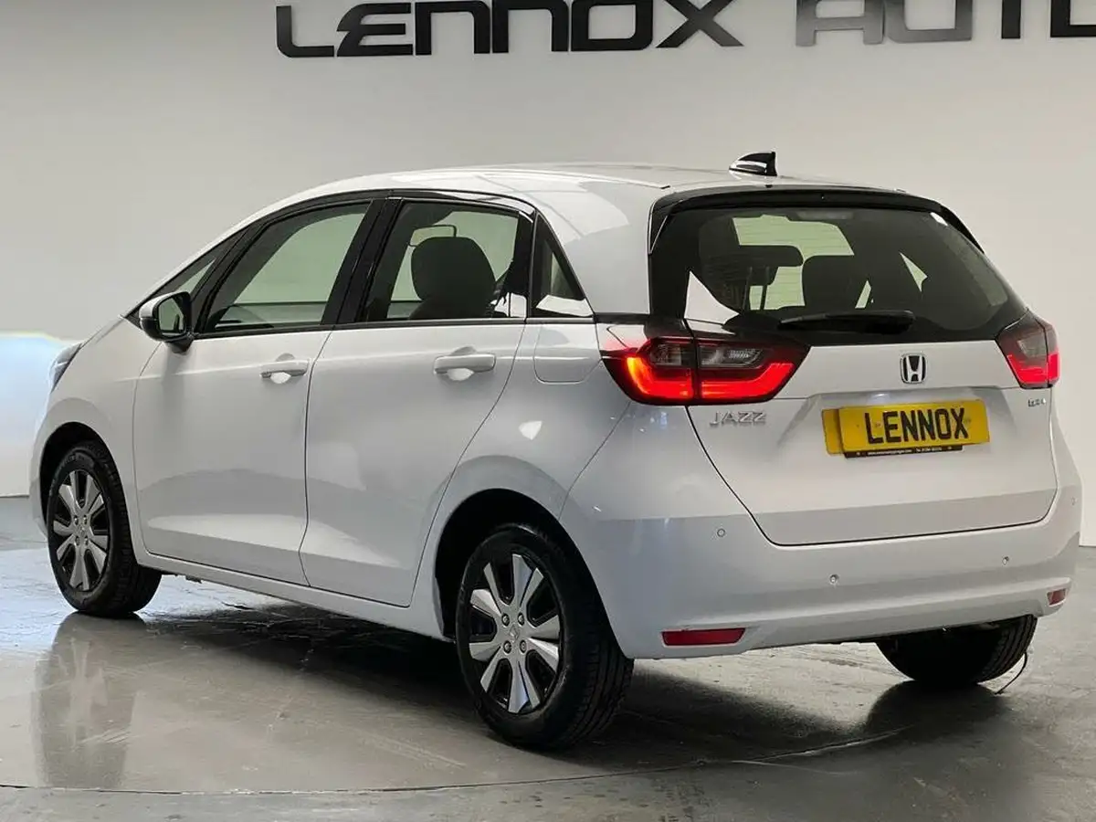 2021-honda-jazz-15-i-mmd-sr-107ps-big-7