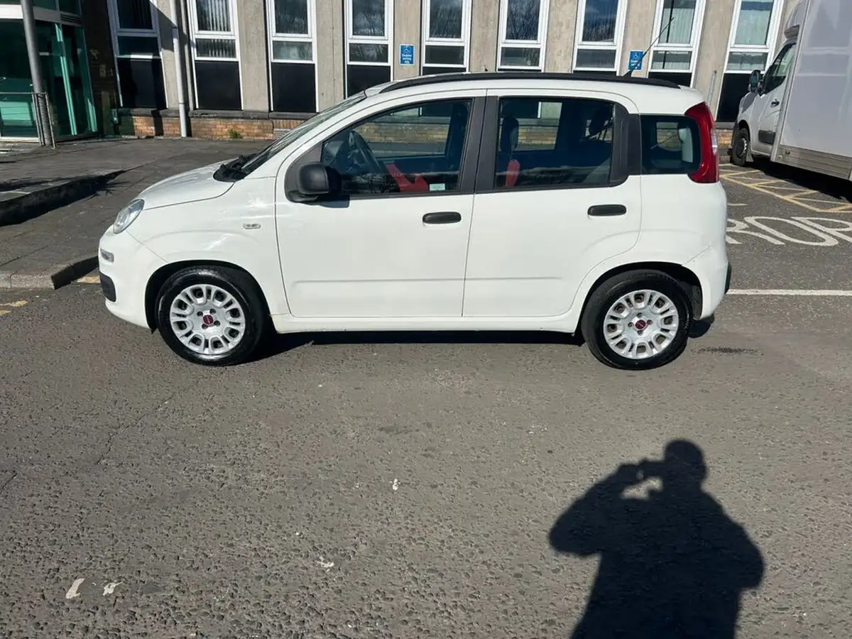 2013-fiat-panda-12-easy-big-2