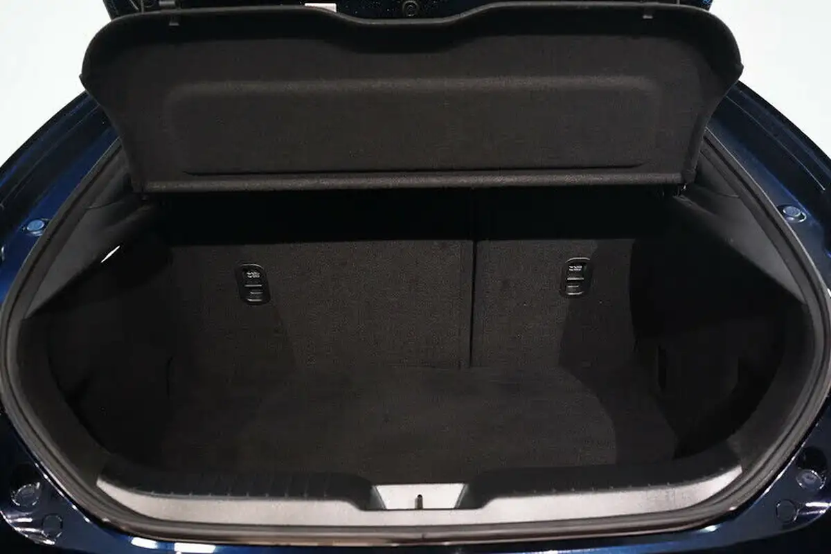 2021-mazda-mazda3-20-se-l-122ps-hatchback-5d-big-16