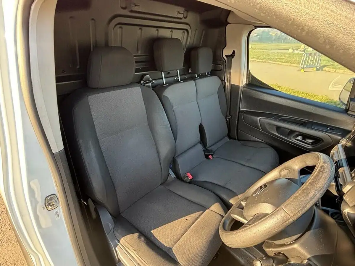 2019-citroen-berlingo-15bluehdi-1000-enterprise-100pseu6dt-e-panel-big-20