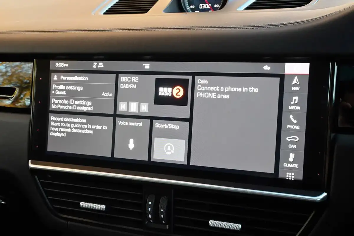 2020-porsche-cayenne-40-v8-turbo-ss-station-wagon-big-37