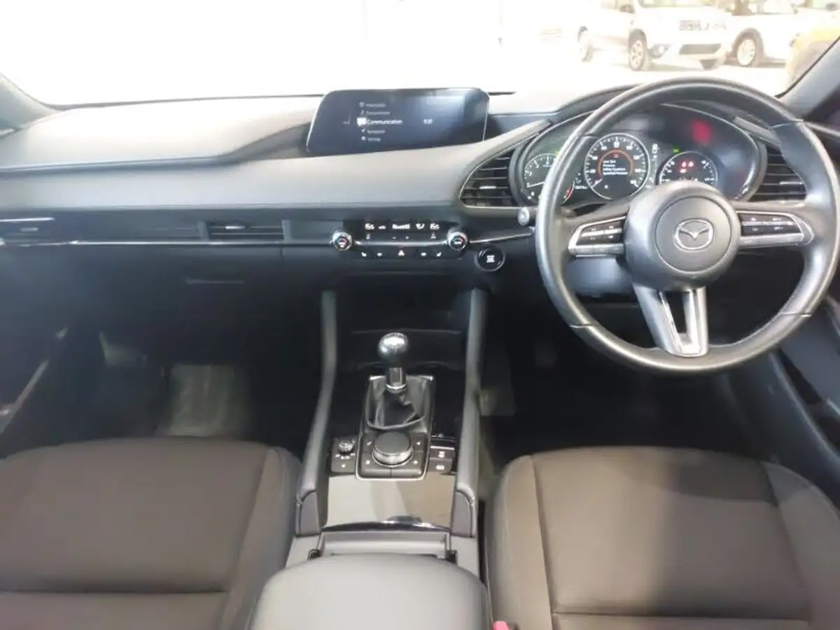 2022-mazda-mazda3-20-se-l-lux-122ps-hatchback-5d-big-2