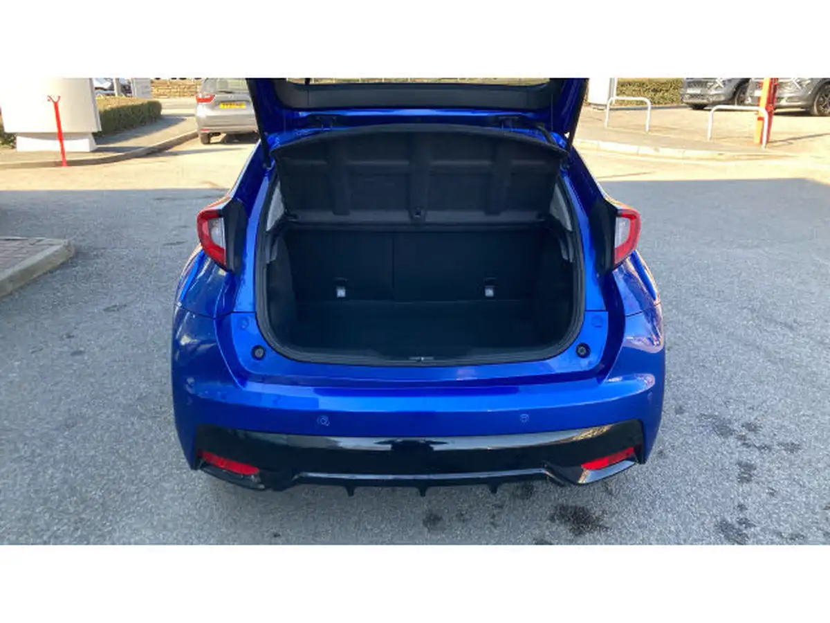 2017-honda-civic-18-i-vtec-se-plus-navi-hatchback-auto-big-3
