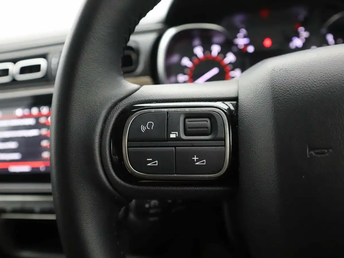 2021-citroen-c3-12-puretech-shine-plus-83ps-big-29