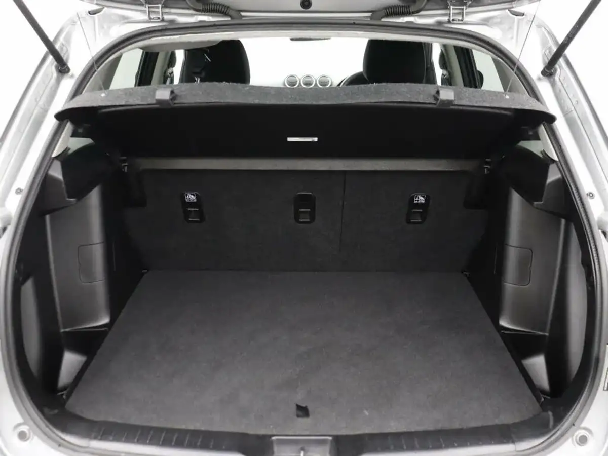 2019-suzuki-vitara-10-boosterjet-sz-t-big-17